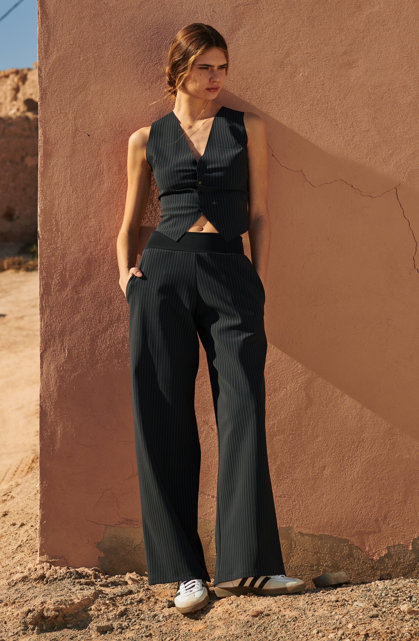 peryne – noir rayé